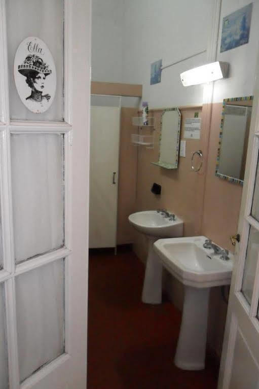 La Plata Hostel ภายนอก รูปภาพ